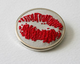 Kiss Kiss Lipstick Traces Hand Embroidered Pin Brooch Hand Stitched Kisses