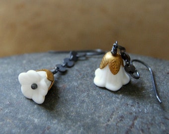 White Vintage Glass Flower Bead Earrings