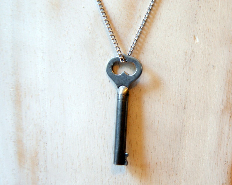 Vintage Antique Skeleton Heart Key Necklace with Vintage Stainless Steel Chain #2