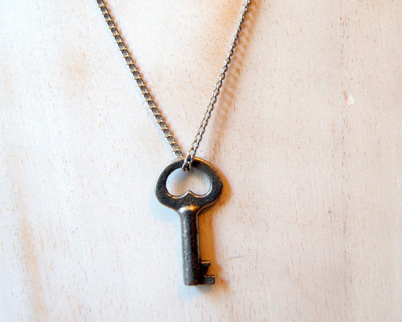 Vintage Antique Skeleton Heart Key Necklace with Vintage Stainless Steel Chain #3