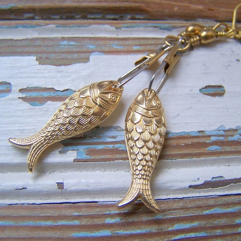 Fish Earrings, Vintage Lucite Fish with Swivel Snaps, Choose Fish and Metal Colors at Checkout 1