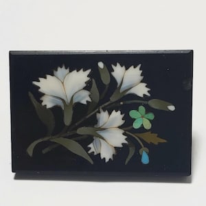 Antique Italian Pietra Dura Inlaid Stone White Flowers Pin Brooch Chipped