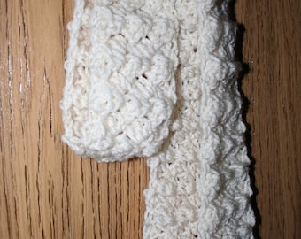 Easy Crochet Scarf Pattern 3 sizes Puffy Textured Stitches UK Conversion Table included Plus GUIDE to use your favorite size crochet hook