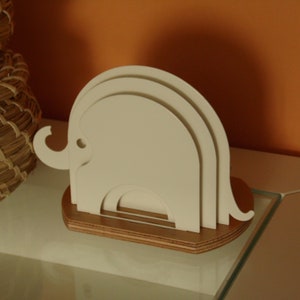 Portavelas de metal y madera con forma de elefante, regalo imagen 3