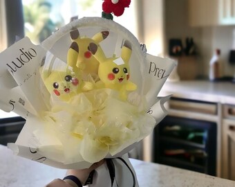 Monstres de poche fleurs au crochet - bouquet pika - fête des mères - cadeau pour maman - cadeau anime - fête des mères, remise des diplômes - bouquet anime