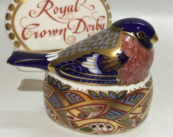 Royal Crown Derby NESTING BULLFINCH Paperweight