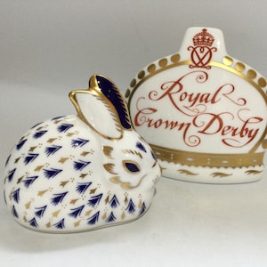 Royal Crown Derby RABBIT Paperweight