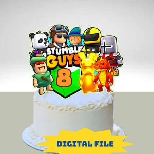 Könnte beinhalten: Ein weißer Kuchen mit einem Stumble Guys 8 Kuchentopper. Der Topper zeigt verschiedene Charaktere aus dem Spiel, darunter ein Panda, ein Ritter, ein Drache und ein Zauberer. Der Kuchen ist mit einer grün-weißen Basis verziert.