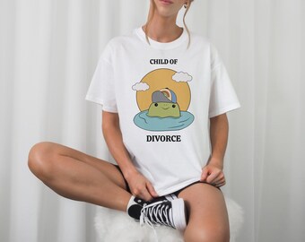 Skilsmässobarn | Unisex bomulls-T-shirt | Roligt citat | Unik T-shirt | Grodcitat | Fånig topp | Söt rolig grodatecknad film | Udda T-shirt