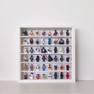 Rutinsatser för IKEA Sannahed-ram 35 x 35 cm (13,78 × 13,78 tum), displayorganisatör med 48 Lego-figurer, 3D-utskrivet inlägg