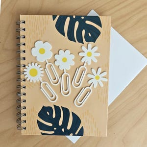 Set di 5 graffette a forma di margherita, graziosi segnalibri floreali e accessori per planner, regalo per amanti della lettura e delle piante, stampate in 3D.