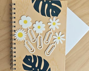 Daisy Paper Clips Set of 5, Cute Floral Bookmarks & Planner Accessories, Gift for Bookworms and Plant Lovers, 3d printed