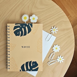 Set di 5 graffette a forma di margherita, graziosi segnalibri floreali e accessori per planner, regalo per amanti della lettura e delle piante, stampate in 3D.
