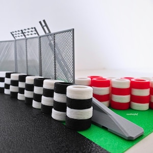 Miniature Tire Stacks, 1:64 Scale Race Track Diorama Props, 3D Printed Mini Displays, Model Scenes, Crafts, Hobby Projects