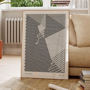 Puede incluir: Una impresión artística enmarcada con un diseño geométrico en blanco y negro. La obra de arte presenta un patrón complejo de líneas, puntos y formas, con las palabras "CELLULAR AUTOMATA" y "RULE THREE" impresas en la parte inferior. La impresión se muestra sobre una alfombra.