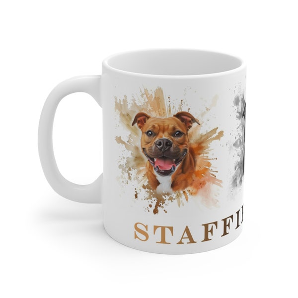 Mug Staffies and Tea - Tasse avec portraits de chiens Staffordshire Bull Terrier souriants, dans un style aquarelle.