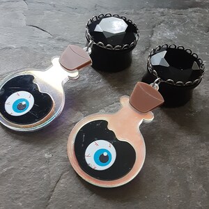 Dangle Plugs, 12g, 10g, 8g, 6g, 4g, 2g, 0g, 00g, 1/2&quot;, 9/16&quot;, 5/8&quot;, 3/4&quot;, 7/8&quot;, 1&quot;, Eyeball Potion Bottle, Gauged Earrings, Spooky Jewelry