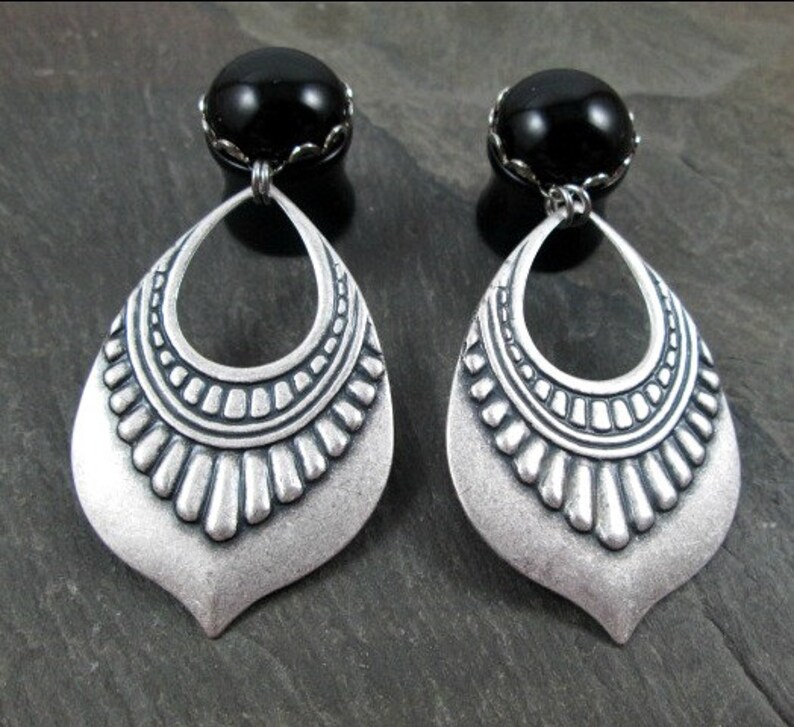 Dangle Plugs, 5/8 16mm, Gothic Gauges, Gauged Plug Earrings, Tribal Jewelry, Alternative Bridal, Goth Bride Black