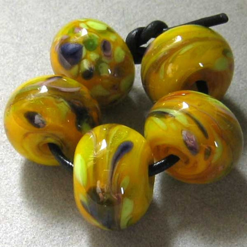 Sunny Wheat Field Swirl Lampwork Spacer Beads Yellow Orange Green sra 2-6 bead set image 3