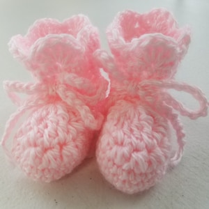 Crochet Pattern - Crochet Baby Booties Pattern - Baby Slippers Pattern - PDF Format