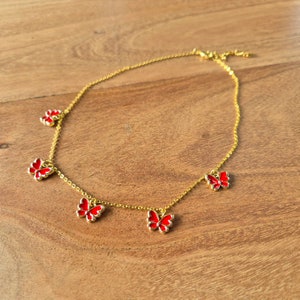 Collar de mariposa púrpura, collar de mariposa roja, collar de encanto de mariposa, regalos para ella, joyas de verano, regalos del Día de la Madre, Día de la Madre imagen 5