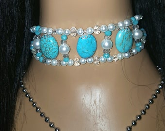 Native Boho Turquoise & Pearl Choker Earrings Set
