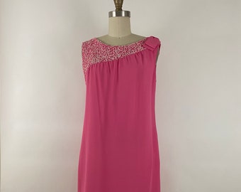 Vintage 60s Pink Beaded Shift Dress • Size Medium