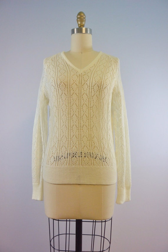 1960s Ivory Pineapple Stitch Knit Top • Size Mediu