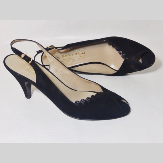 1960s Scalloped Peep Toe Slingback Heels by Bruno… - image 1