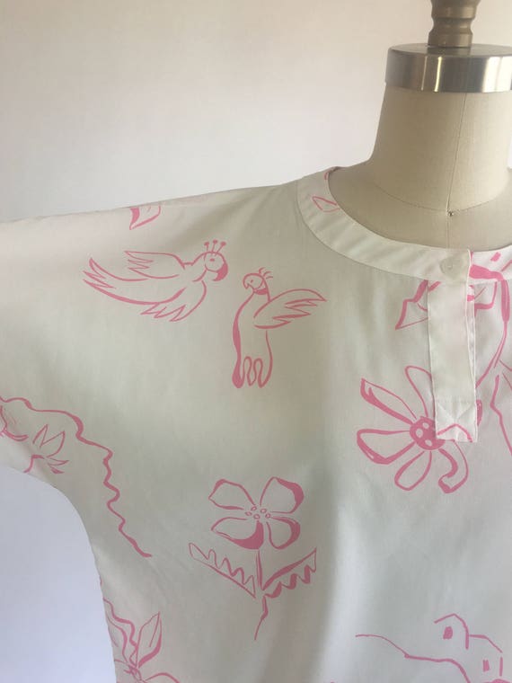 1980s Hot Pink Bird Print Pull On White Blouse by… - image 2