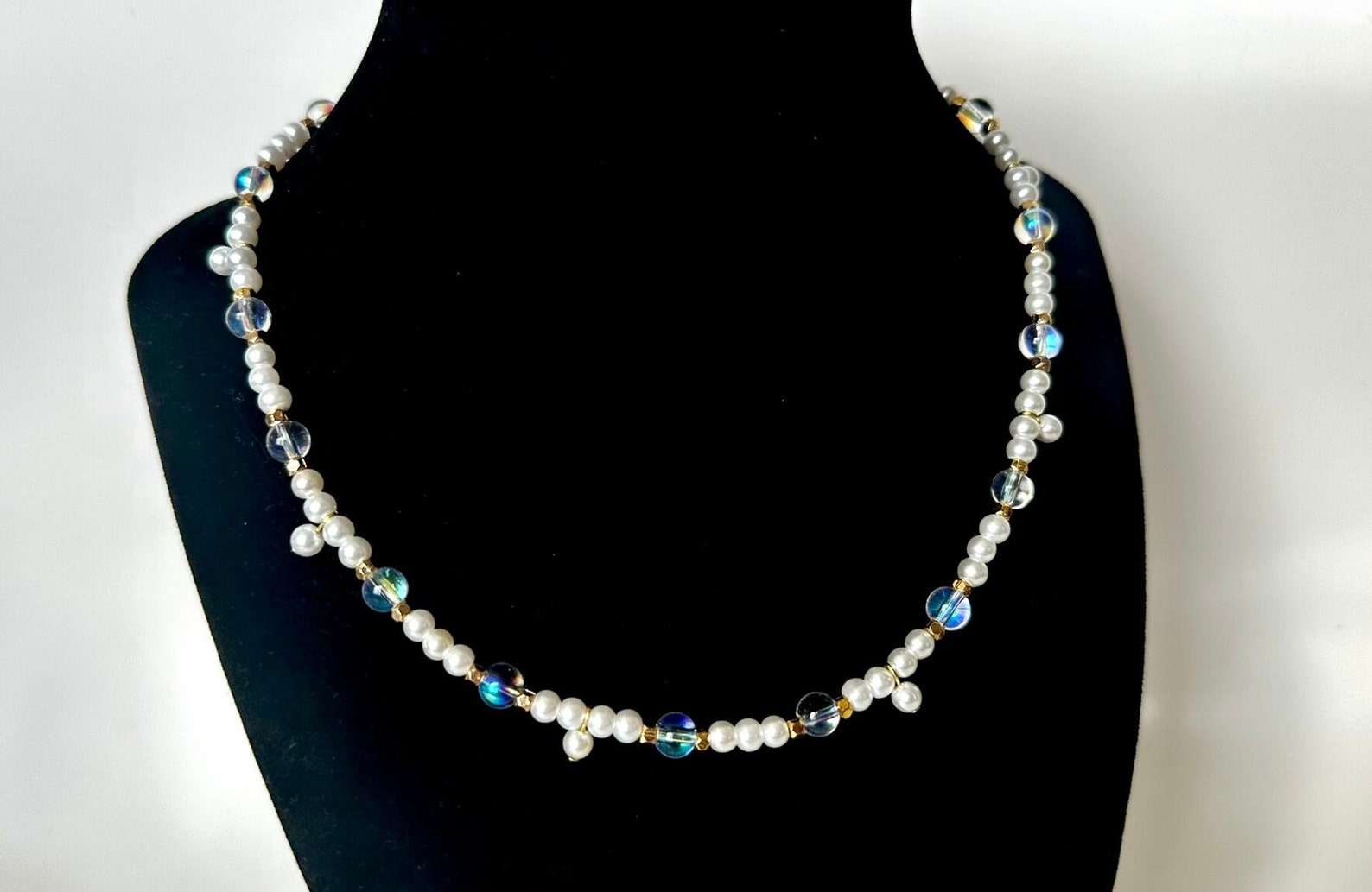 Puffy Pearl Necklace main image 1