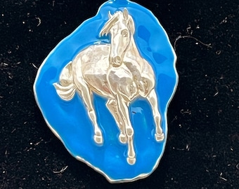 s ciondolo a forma di cavallo in argento sterling massiccio con finitura smaltata