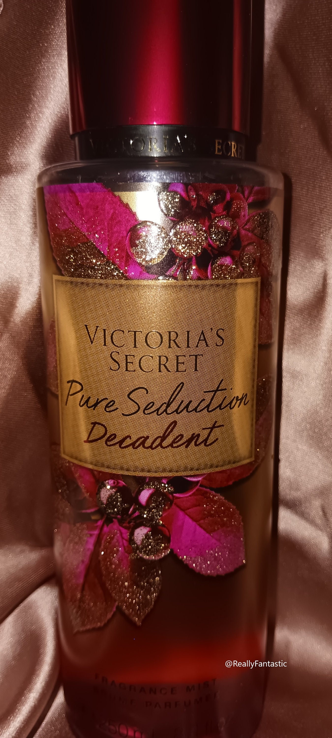 PURE SEDUCTION Decadent HOLIDAY Victoria's Secret,fragrance mist, gourmand  retired perfume body spray, splash, parfum red berries, fruity