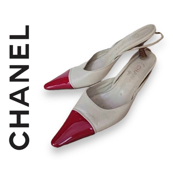 Vintage Chanel slingback kitten heels