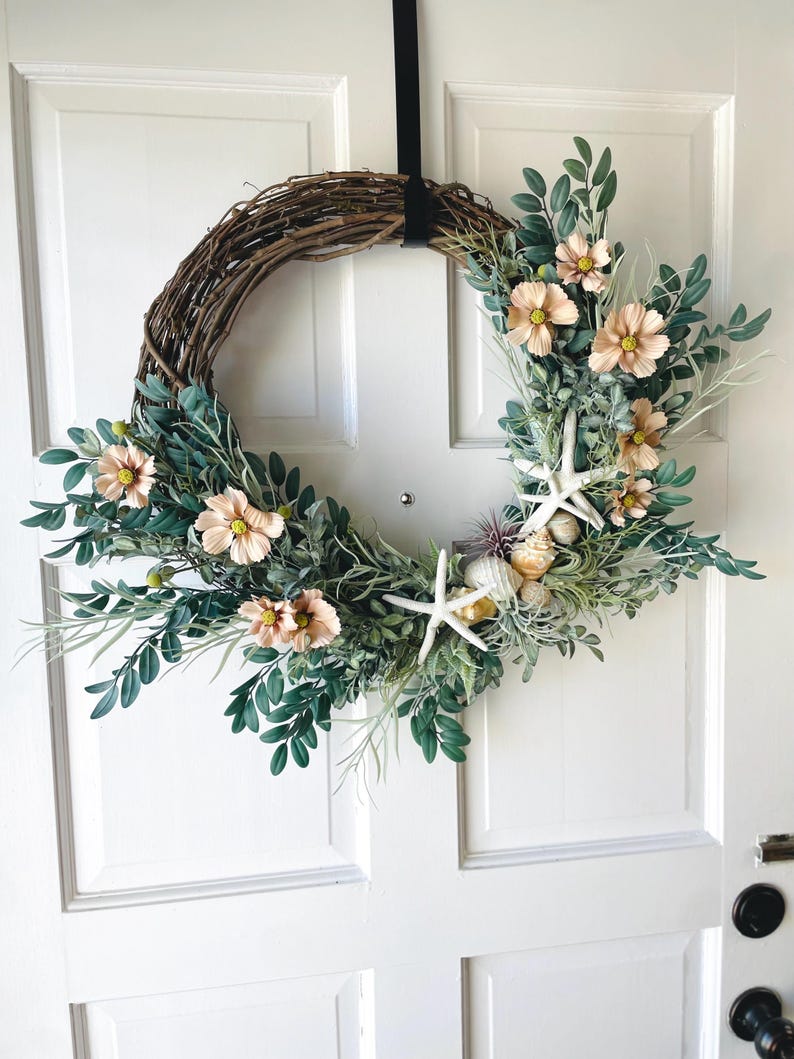 Corona costera de conchas y estrellas de mar: decoración para la casa de playa imagen 9