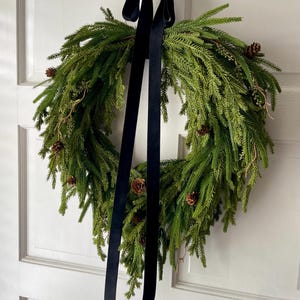 Norfolk Pine Cascading Christmas Wreath: Faux Greenery & Pinecones