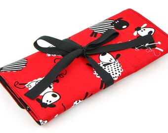 Medium Knitting Needle Organizer or Art  Tool  Case - Red Sheep - 24 Black Pockets