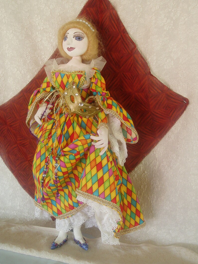E PATTERN, Commedia D'Arte, ARLECCHINA,, Make a Costume doll, Cloth doll Workshop, Cloth Doll Projects, tutorial, Michelle Munzone, Diy image 3