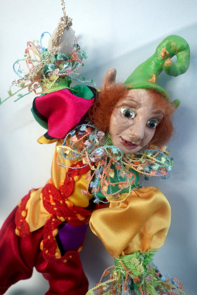 TOMMASI One Of A Kind ELF, Polymer Clay 9 23 cm Tall, Hanging Doll, Art Doll, Sculpture, Michelle Munzone, Jester, Christmas, signed image 5