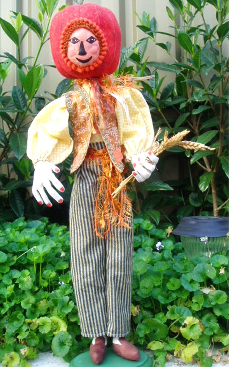 E Pattern HALLOWEEN DOLL, Jack O Pumpkin, Cloth doll, Tutorial, Bambole, textiles, Instructional, michelledolls, DIY, Art Doll, Home Decor image 2