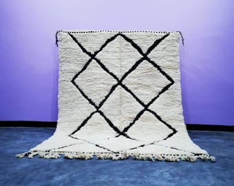 Handgefertigter Beni Ourain Wollteppich - Authentischer Berber Teppich aus Marokko