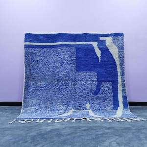 Blue and White Moroccan Wool Rug – Handmade Berber Carpet – Modern Abstract Design – Custom Size Available – Free Worldwide Shipping
