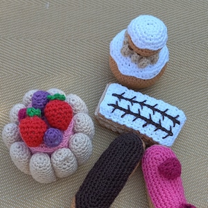 Lot of crochet pastries image 1