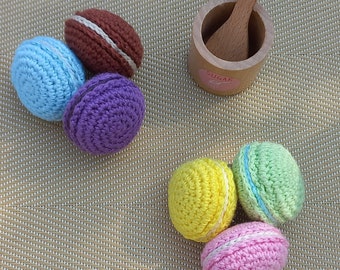 Set of 6 colorful crochet dinette macaroons.