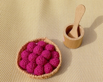 Crochet raspberry tartlet