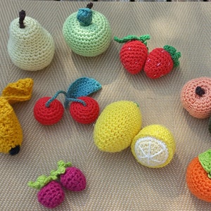 Lot de fruits dinette au crochet image 2