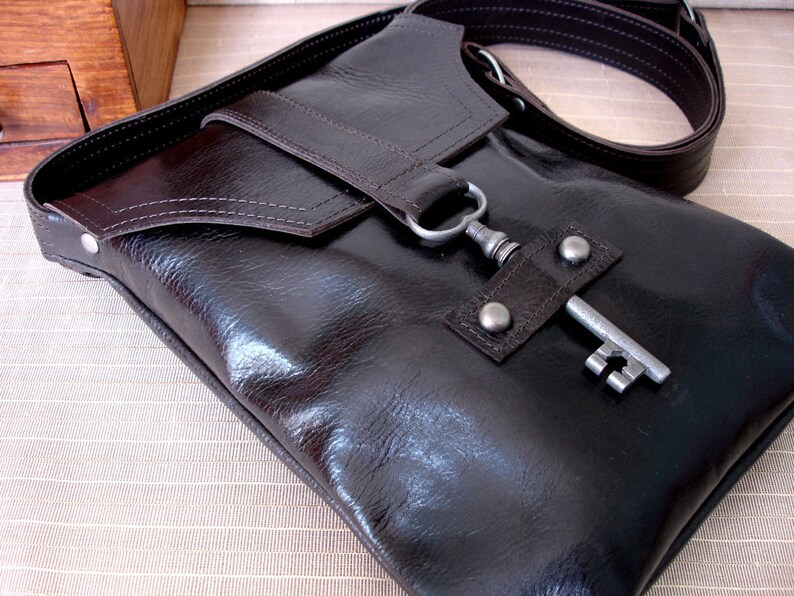 Brown Leather Messenger With Antique Skeleton Key Espresso Etsy