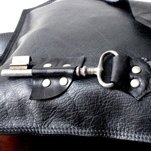 Black Leather Messenger Bag with Antique Skeleton Key Large MADE to ORDER Rocker Biker Steampunk Goth image 2