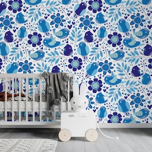 Fondo de pantalla de pájaros de dibujos animados para la habitación de los niños Papel tapiz de pájaros azules Guardería Impresión de pared personalizada Papel tapiz con patrón de cáscara y palo Pájaros y flores lindos
