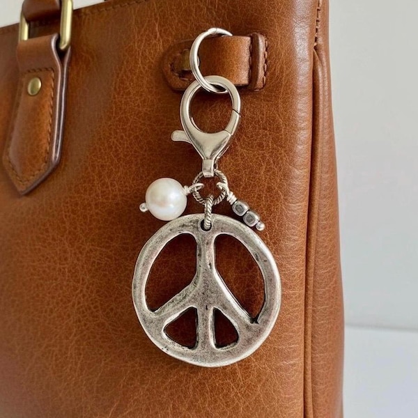 Peace Sign Bag Charm Pearl Jewelry Beads and Charms Large Clip Bag Accessory Silve Jewelry for Keychain Backpack Bag Charm Gift Idea For Her